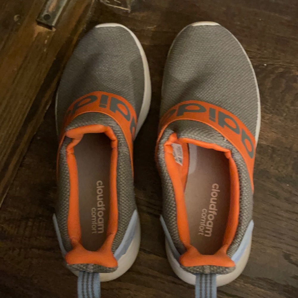 Adidas tennis shoes